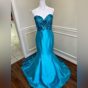 SOLD Blue Ellie Wilde Dress